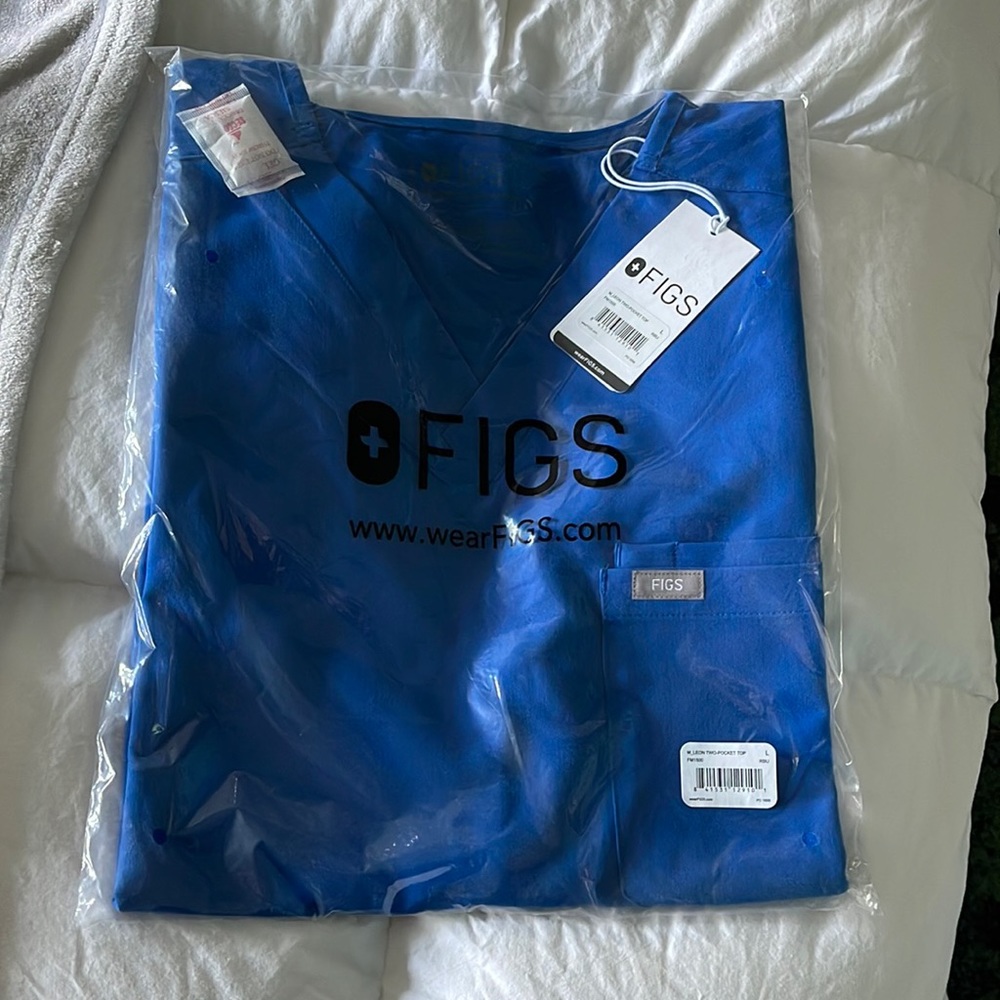 Mens fig scrub tops